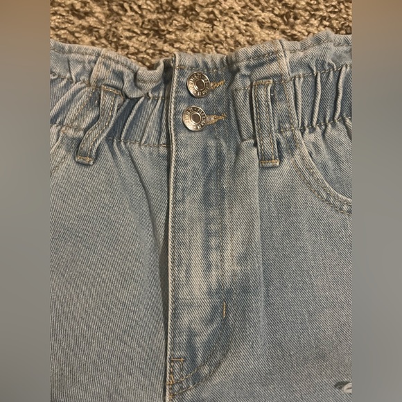 Jean shorts ! - Picture 4 of 8